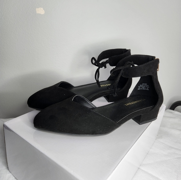 Penningtons Extra Wide Width Lace up Dressy Flats size 7WW NWT - Picture 3 of 9